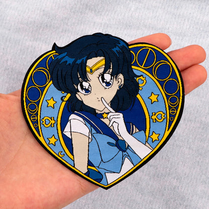 Sailor Moon Embroidered Patch – 9cm x 8cm (Iron-On or Sew-On)