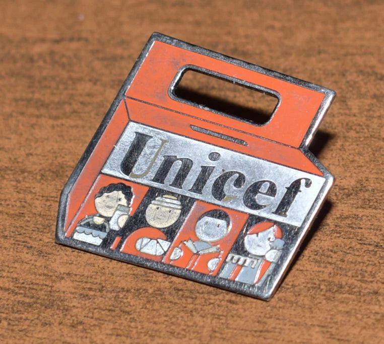 Unicef Pin (vintage)